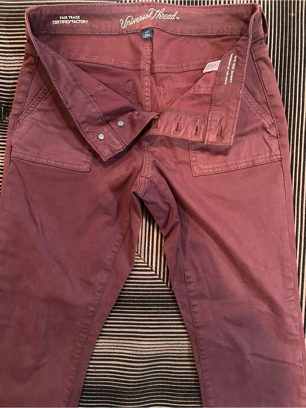 Universal Thread Mid Rise Skinny Jeans